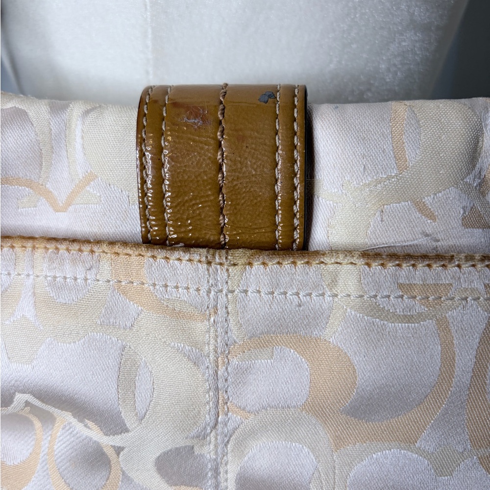 Vintage Coach Y2K Signature Soho Shoulder Handbag F15679 Khaki/Cream - Picture 5 of 12